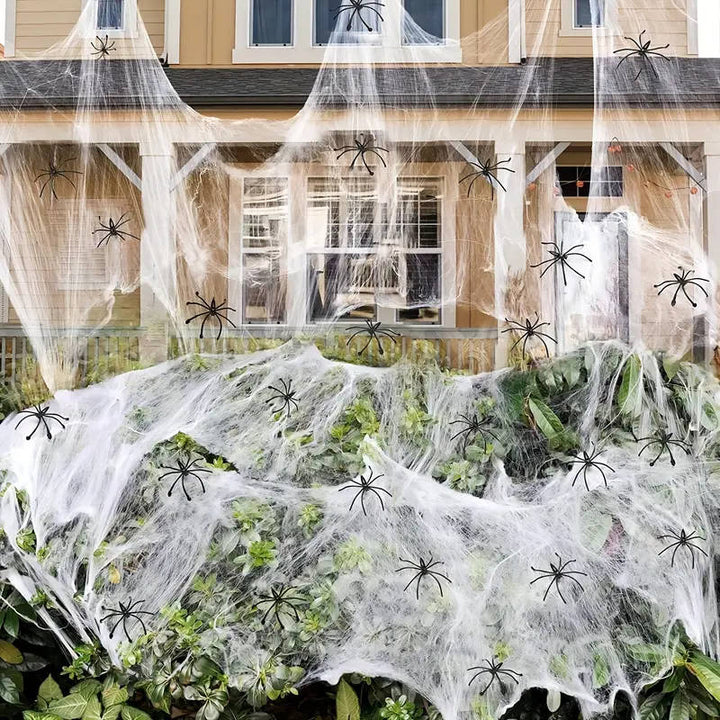 Giant Spider Web Decoration with Fake Spiders 200 Sqft