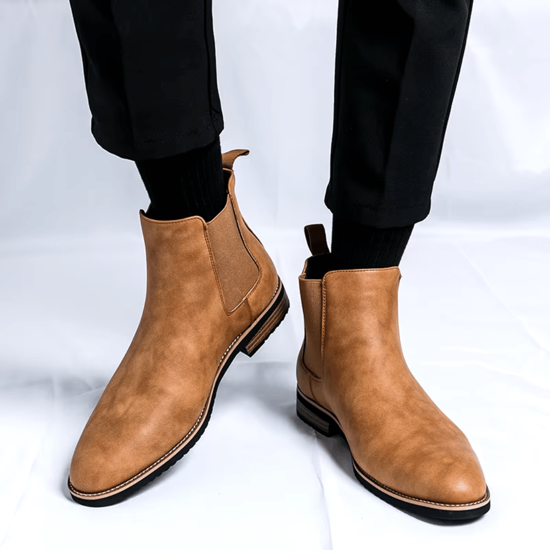 Savona Leather Chelsea Boots