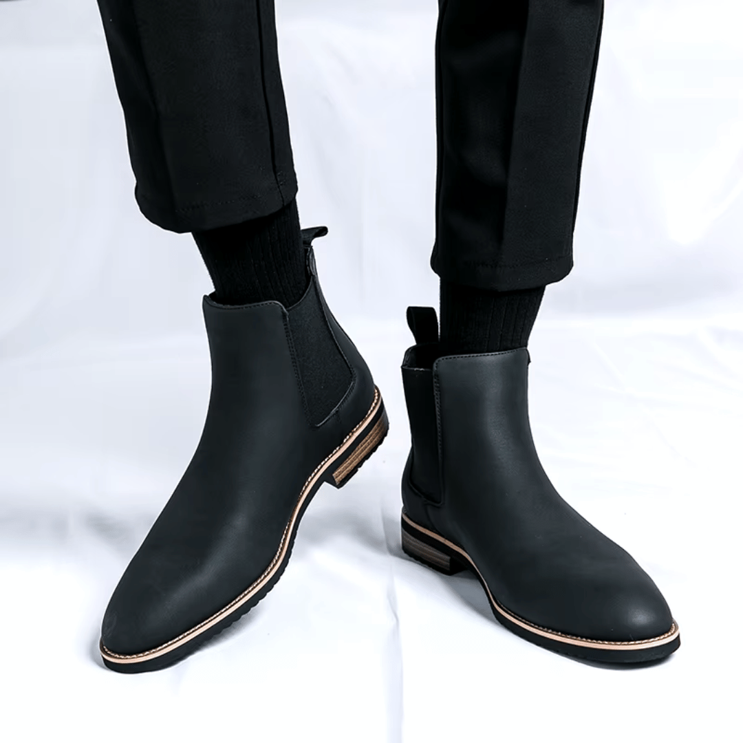Savona Leather Chelsea Boots