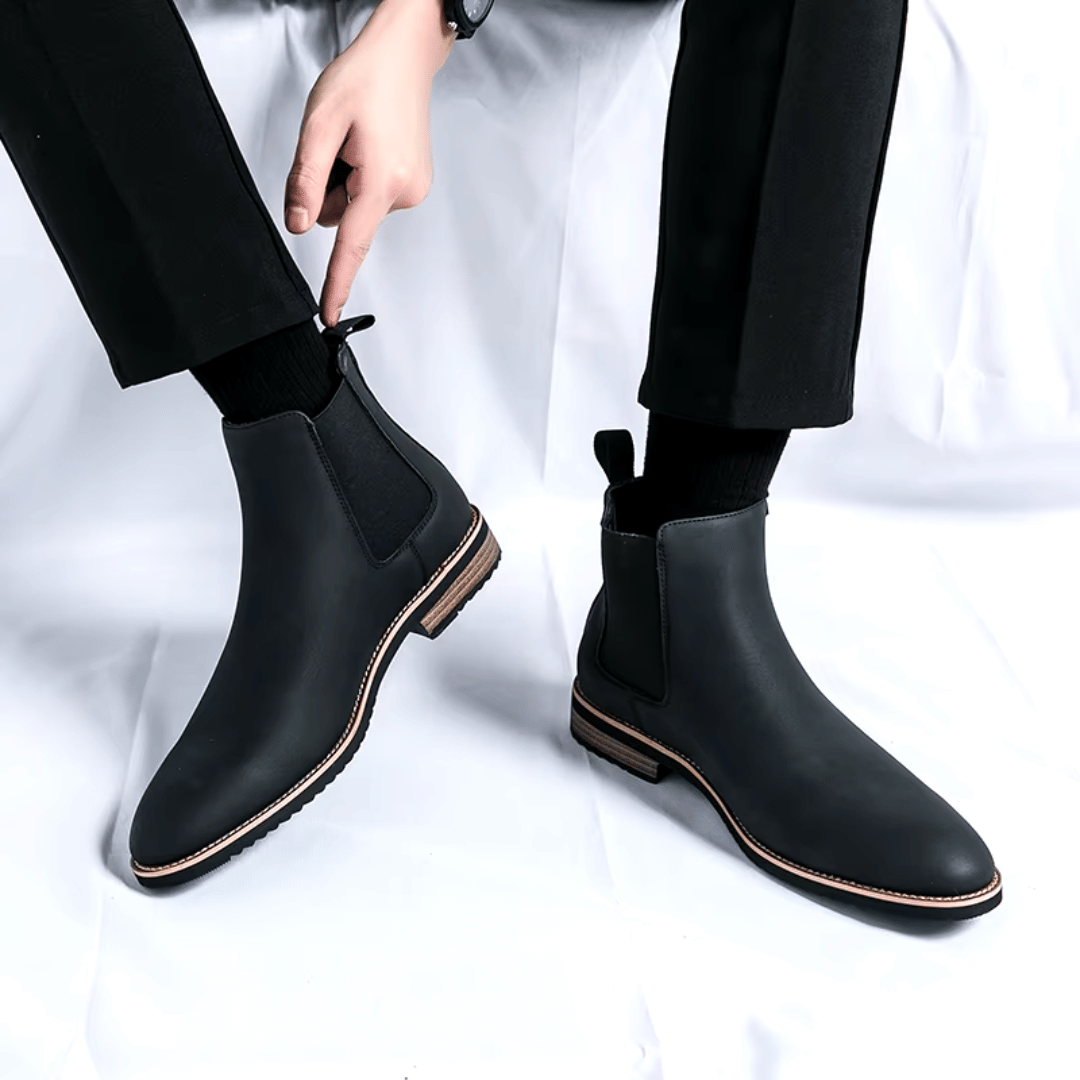 Savona Leather Chelsea Boots