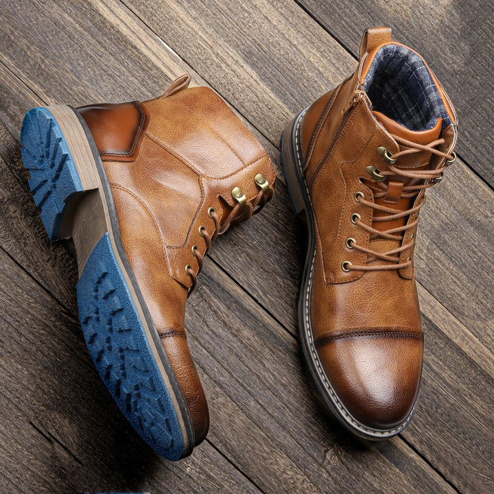 Hudson Classic Leather Boots